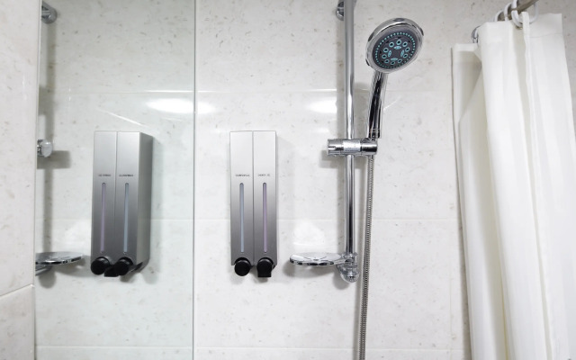 Travelodge Myeongdong Namsan