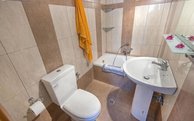 White Pearl Villa Gennadi