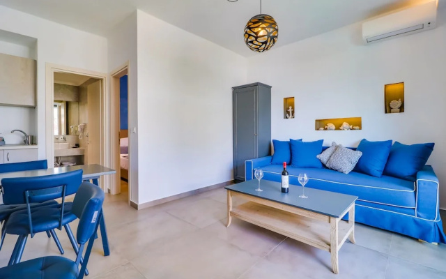 Theros Villas & Suites