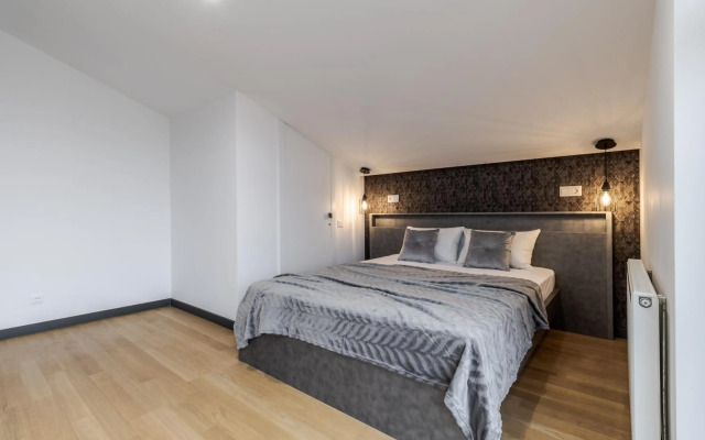 InshiApartments on Hazova str 5