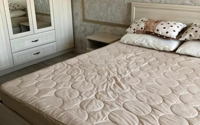 2 Bedroom 2 Bathromm Apartment on Rostom Street