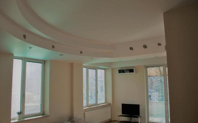 27 Vasil Petriashvili Street