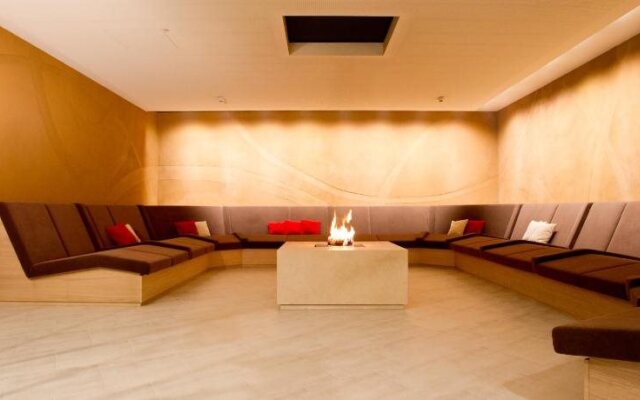 Thermenhotel Stoiser