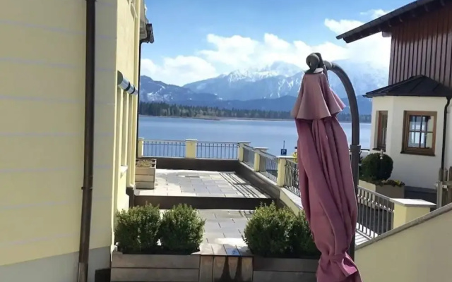 Nice Apartment in Hopfen am See