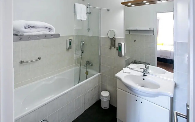 Le Cotentin Appart'hôtels & Restaurant 'le Cot'