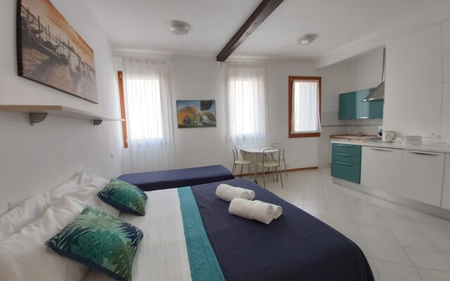 Veneziacentopercento Rooms & Apartments