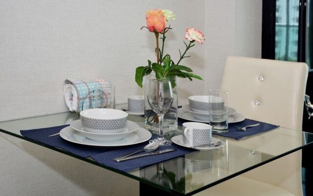 Cosy Beach View Condominium Official