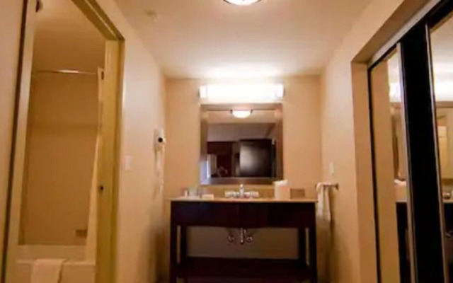 Hampton Inn & Suites Seattle/Kent,WA