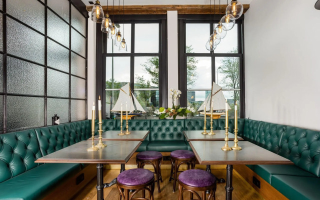 The Hendrick's Hotel