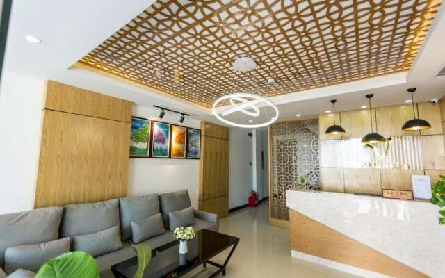 Vivian Hotel