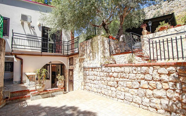 Teatro Apartments Mondello