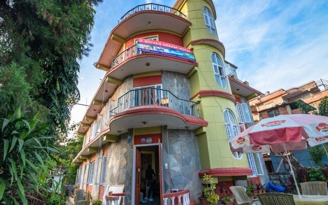 OYO 245 Shiva's Dream Hotel