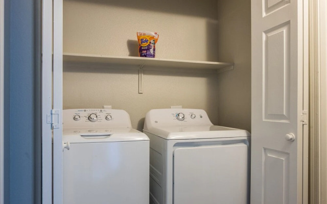 FRONTDESK North Scottsdale Paradise Valley Apts