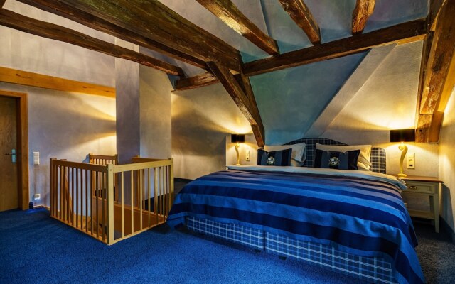 Schlosshotel Weyberhöfe