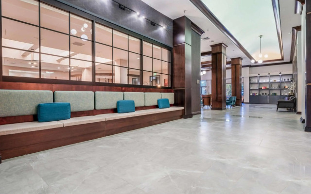 DoubleTree by Hilton South Charlotte Tyvola