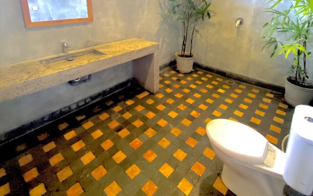 Mangroove Bay Boutique Hostel