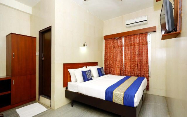 OYO 9116 Thamburu International Hotel