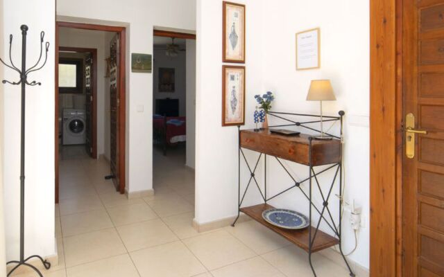 House Cecile Calpe/Calp