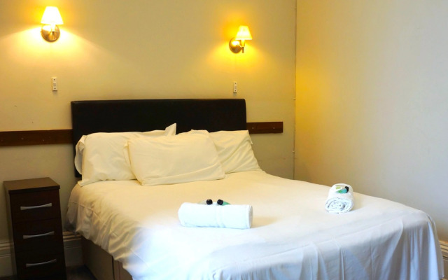 OYO Oban Hotel