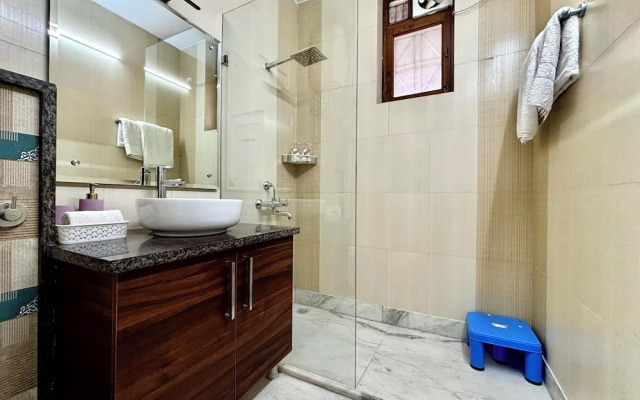 Luxury 4 Bedroom's Independent villa