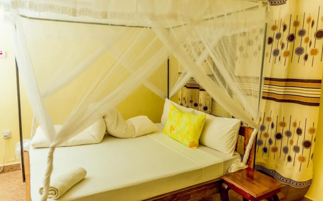 Kilimanjaro Summit Lodge