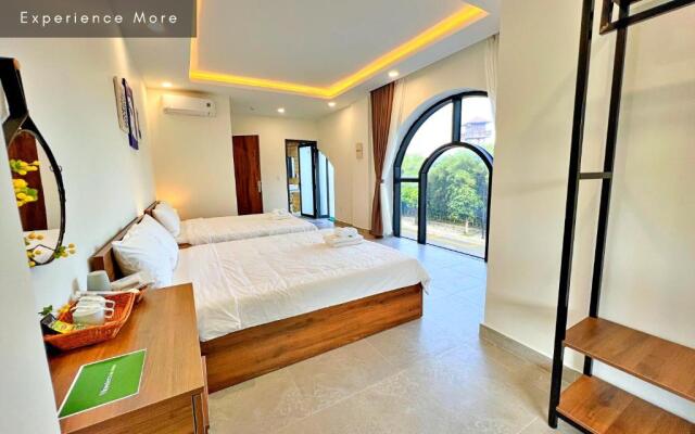 S79 TM01 Monstera Grand Lago