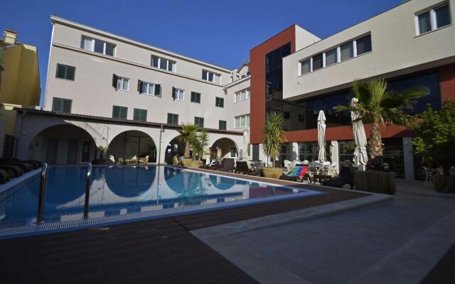 Hotel Borovnik