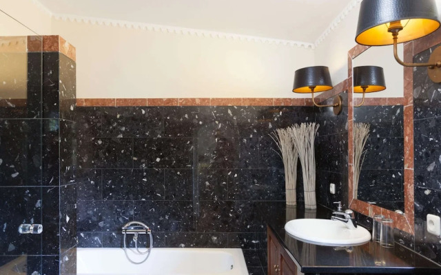 Stylish Villa With Private Swimming Pool