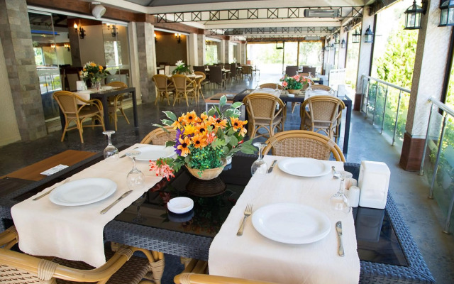 Spilos Hotel