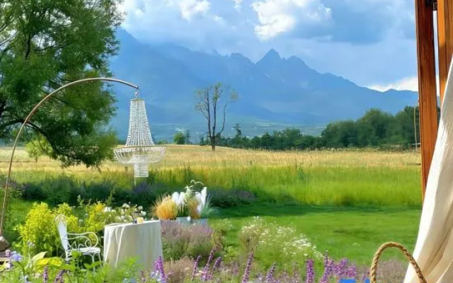Zhang Xixian,the month of two 745 shan wife,Believed – Outside – Lijiang