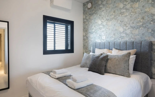 YalaRent sea breeze penthouse