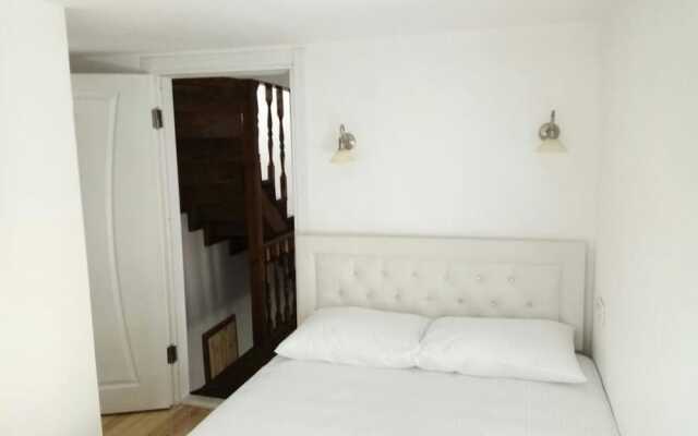 Cumbali Hotel