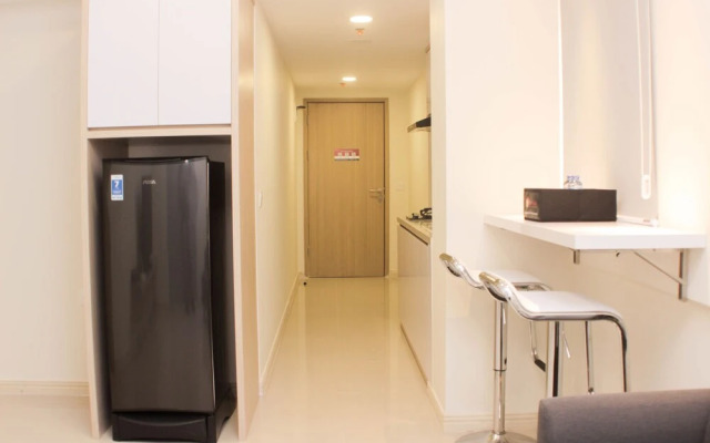 Comfort And Cozy 2Br At Meikarta Apartment