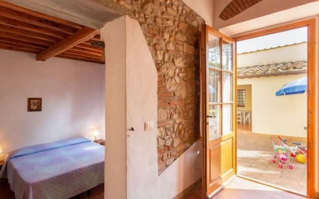 Montignana Apartments