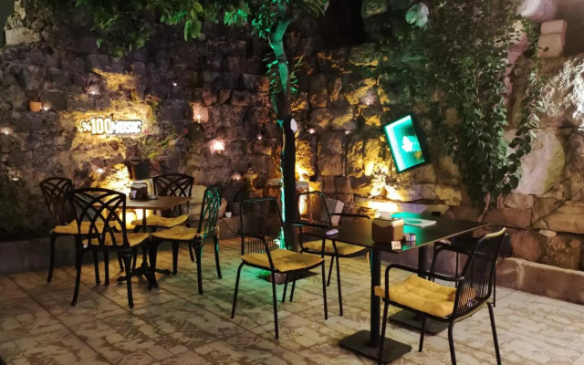 Tu Casa Linda Hotel