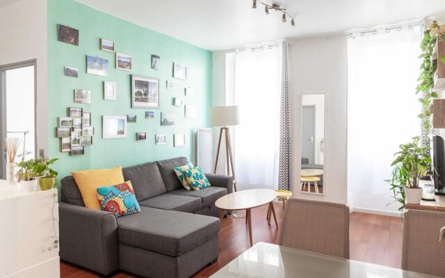 Cosy and Bright Apartment for 4 People