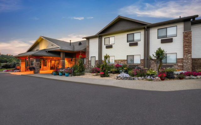 Super 8 by Wyndham Eveleth