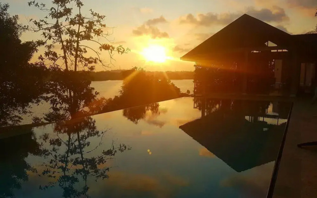 Elevated Villa Overlooking Tranquil Koggala Lake