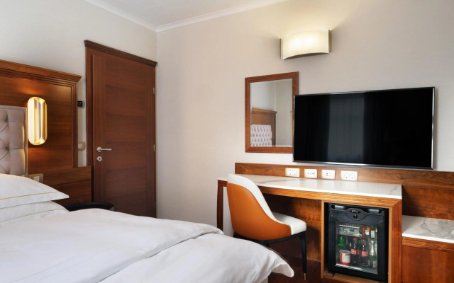 Premier Hotel Lovec
