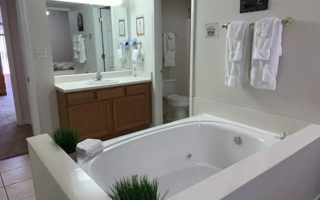 Whispering Pines 524