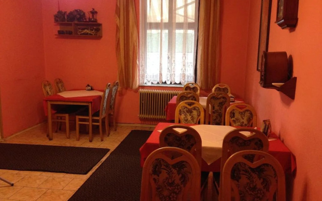 Restaurace A Penzion Klatovsky Dvur