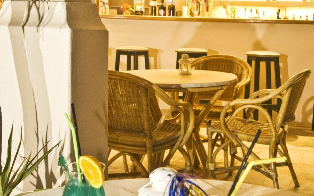 Strogili Hotel - Adults Only