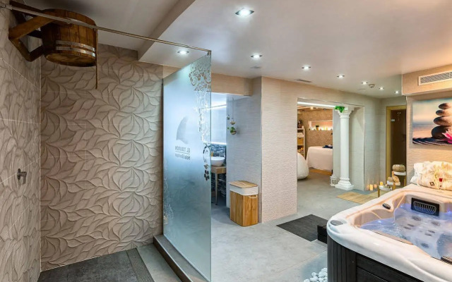 Moon Dreams Torremolinos Hotel (Adults Only)