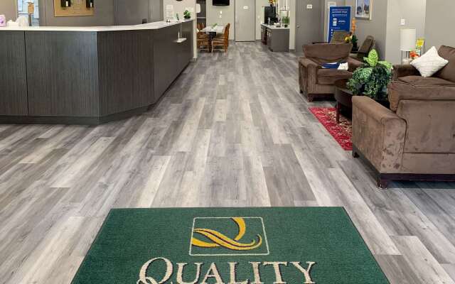 Quality Suites Houston NW Cy-Fair