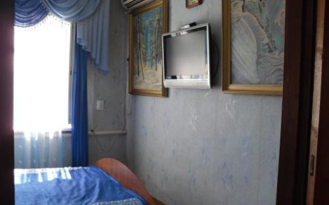 Vostochny Guest House