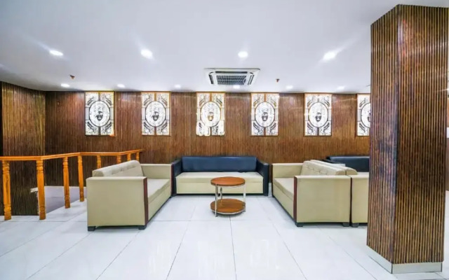 FabHotel The Residency 44 Noida