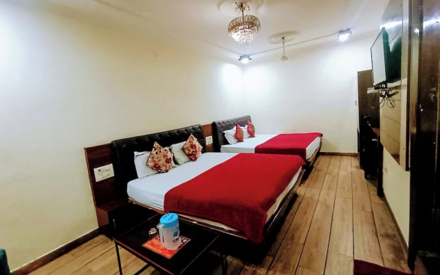 Hotel Ganga Azure