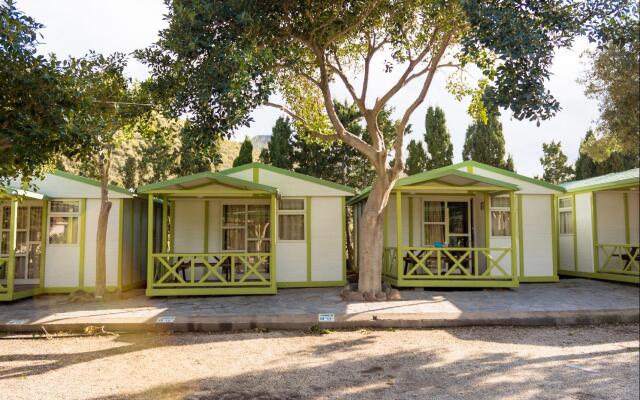 Bungalow & Camping Los Escullos