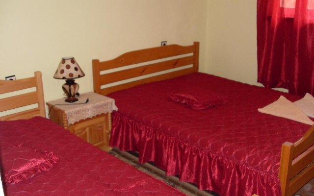 Guest House Rimski Most