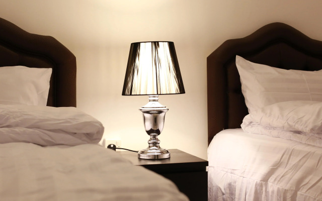 Boulevard Hotel Apartments